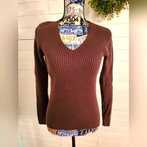 Old Navy Womens V-neck long sleeve sweater